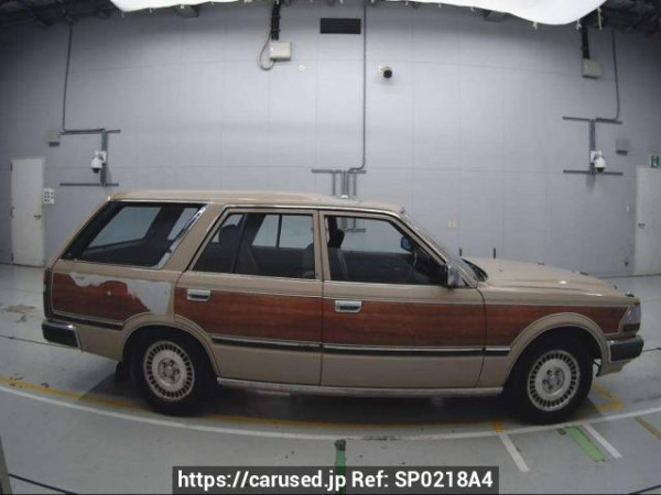 Used 1993 AT nissan cedric-wagon WUY30 Image[2]