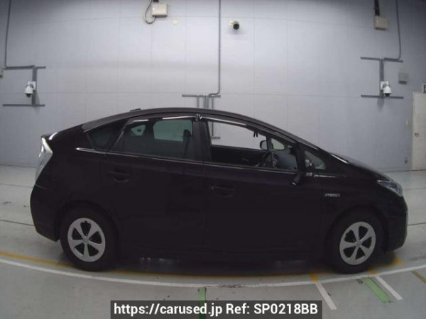 Used 2012 AT toyota prius ZVW30 Image[2]