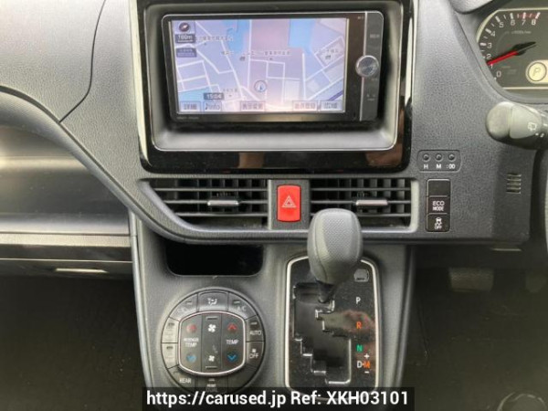 Used 2014 AT toyota noah ZRR80G Image[24]