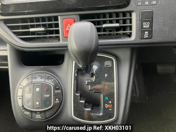 Used 2014 AT toyota noah ZRR80G Image[28]