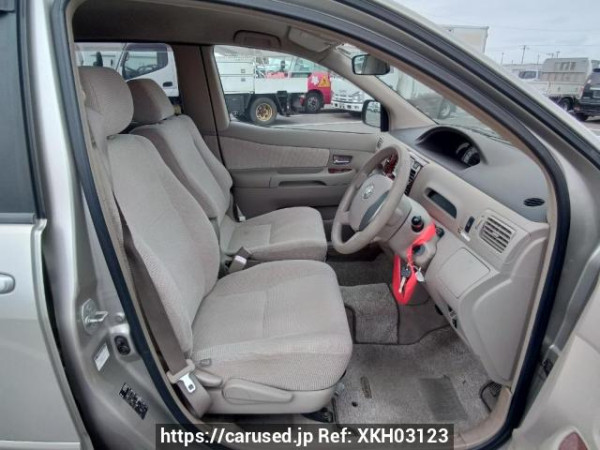 Used 2004 AT toyota raum NCZ20 Image[15]