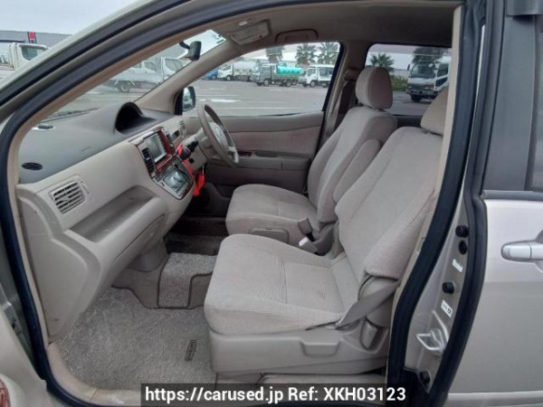 Used 2004 AT toyota raum NCZ20 Image[16]