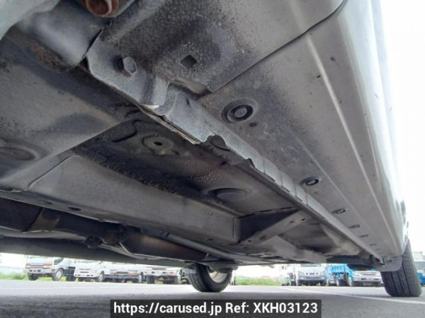 Used 2004 AT toyota raum NCZ20 Image[36]