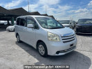 Toyota Noah ZRR70G