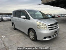 Toyota Noah ZRR70G