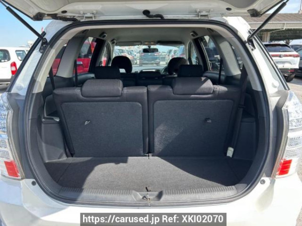 Used 2004 AT toyota wish ZNE14G Image[8]