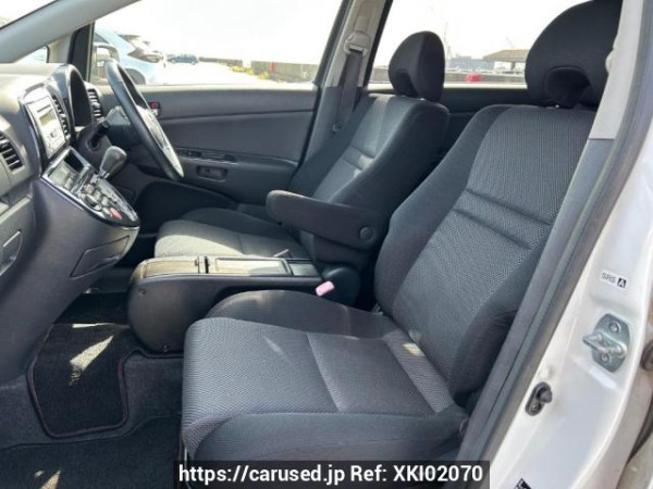 Used 2004 AT toyota wish ZNE14G Image[13]