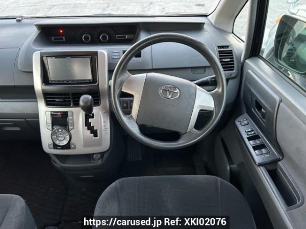 Used 2008 AT toyota voxy ZRR75G Image[21]