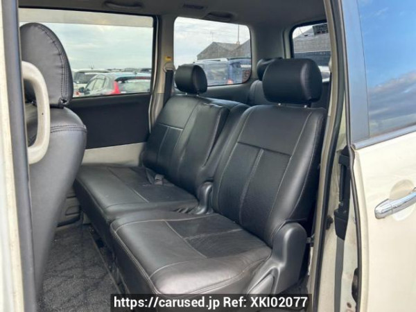 Used 2007 AT toyota voxy AZR60G Image[15]