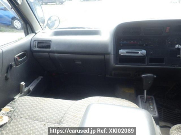Used 2004 AT toyota hiace-van TRH112V Image[17]