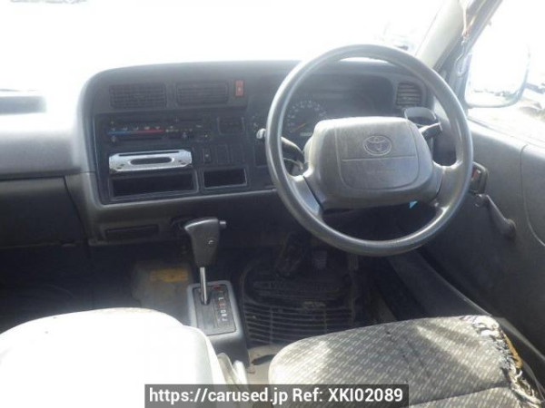 Used 2004 AT toyota hiace-van TRH112V Image[18]