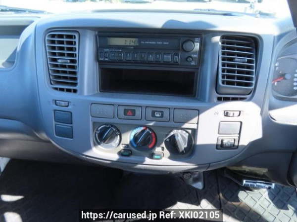 Used 2005 AT nissan caravan-van VPE25 Image[25]