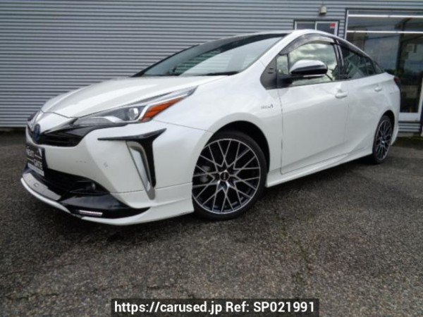 Used 2019 AT toyota prius ZVW51 Image[0]