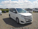 Toyota Noah ZRR85G