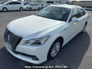 Toyota Crown Hybrid AWS210