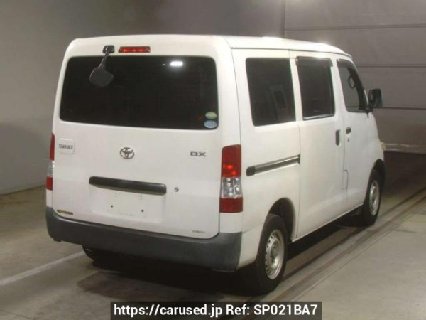 Used 2017 AT toyota townace-van S402M Image[1]