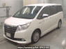 Used 2015 AT toyota noah ZWR80G Image[0]