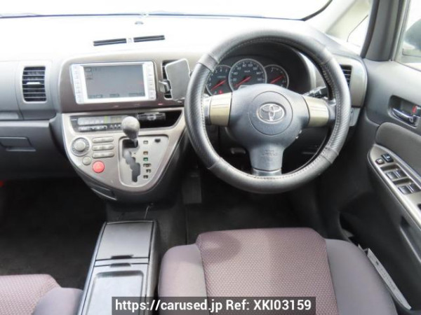 Used 2004 AT toyota wish ZNE10G Image[22]
