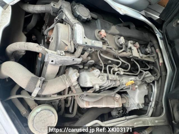 Used 2005 MT toyota regiusace-van KDH205V Image[9]