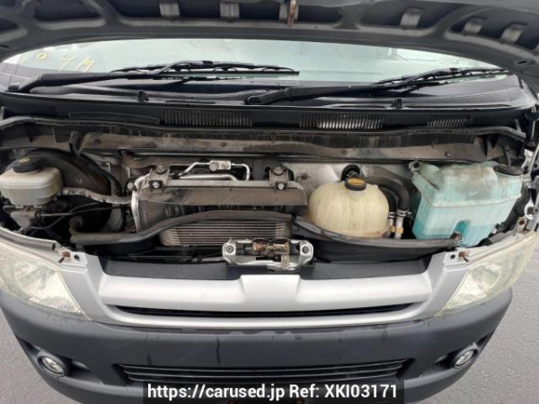 Used 2005 MT toyota regiusace-van KDH205V Image[10]