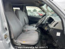 Used 2005 MT toyota regiusace-van KDH205V Image[13]