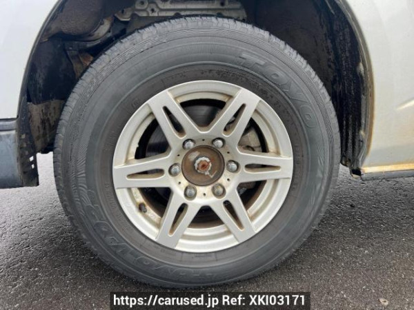 Used 2005 MT toyota regiusace-van KDH205V Image[28]