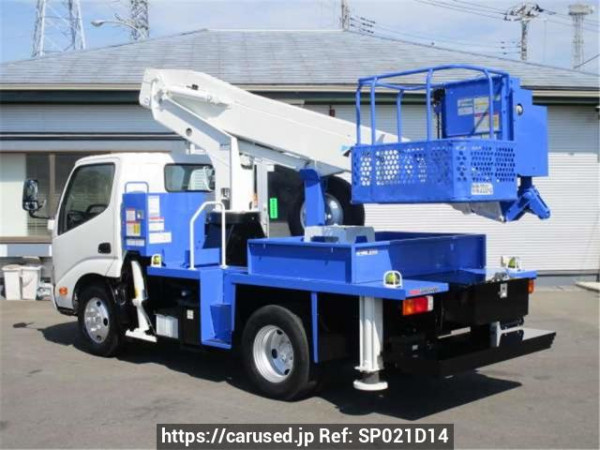 Used 2018 MT hino dutro XZU600X Image[2]