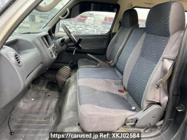 Used 2005 MT nissan caravan-van VPE25 Image[13]