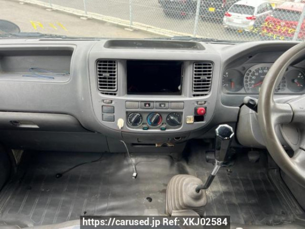 Used 2005 MT nissan caravan-van VPE25 Image[16]