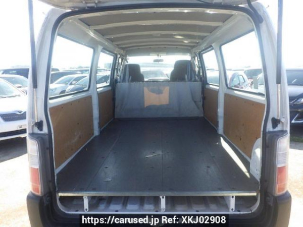Used 2004 AT nissan caravan-van VPE25 Image[8]
