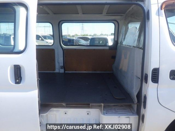 Used 2004 AT nissan caravan-van VPE25 Image[13]