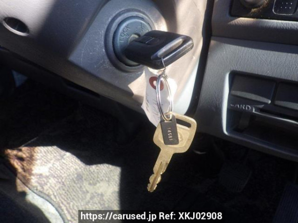 Used 2004 AT nissan caravan-van VPE25 Image[22]