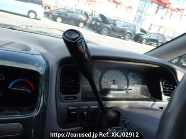 Used 2004 AT mitsubishi delica-spacegear PD6W Image[22]