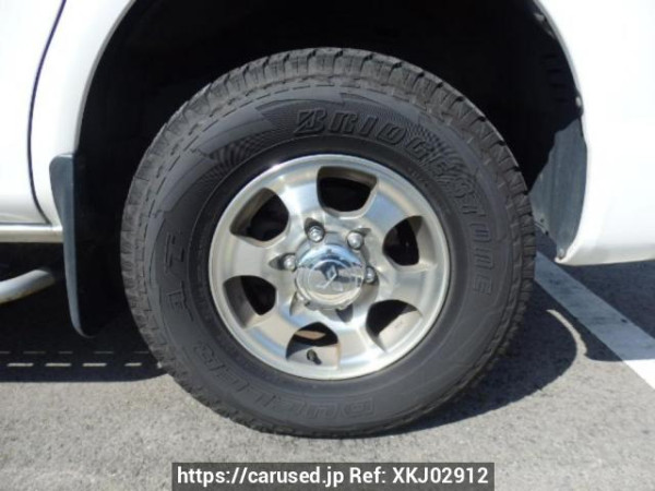 Used 2004 AT mitsubishi delica-spacegear PD6W Image[26]