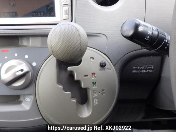 Used 2005 AT toyota sienta NCP81G Image[26]
