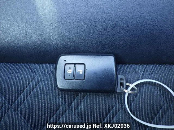 Used 2014 AT toyota harrier ZSU60W Image[27]