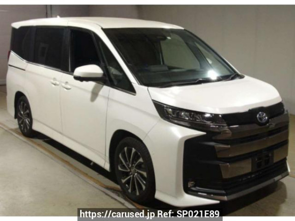 Used 2023 AT toyota noah ZWR95W Image[0]
