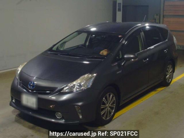 Used 2014 AT toyota prius-alpha ZVW41W Image[0]