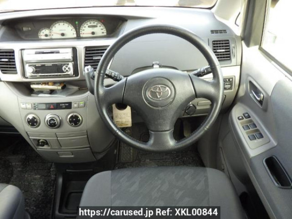 Used 2002 AT toyota noah AZR60G Image[20]