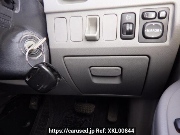Used 2002 AT toyota noah AZR60G Image[27]