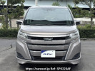 Toyota Noah ZRR80G