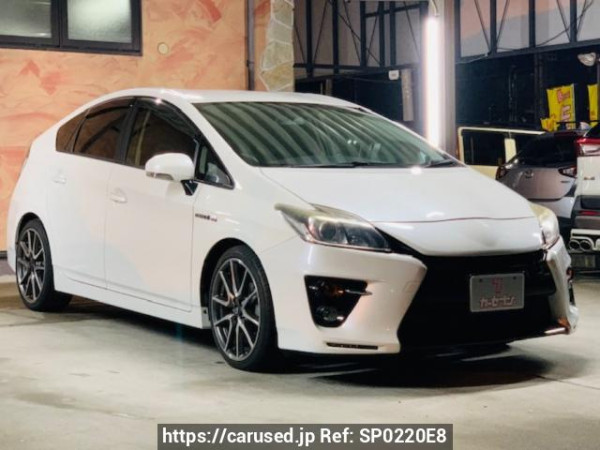 Used 2013 AT toyota prius ZVW30 Image[2]