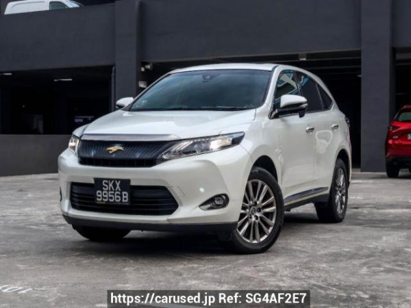 Used 2016 AT toyota harrier null Image[0]
