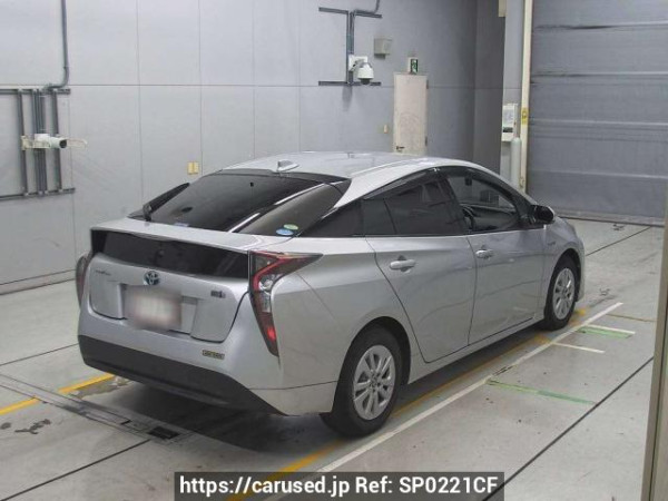 Used 2016 AT toyota prius ZVW50 Image[1]