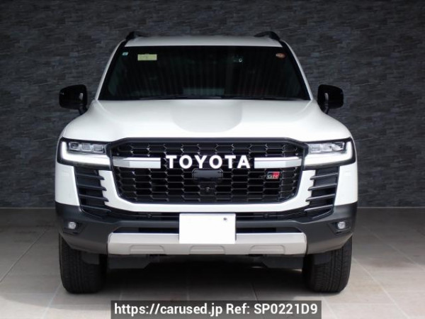 Used 2023 AT toyota land-cruiser FJA300W Image[2]