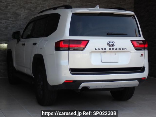 Used 2023 AT toyota land-cruiser FJA300W Image[1]