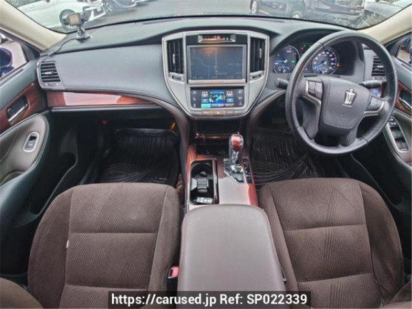 Used 2013 AT toyota crown-hybrid AWS210 Image[1]