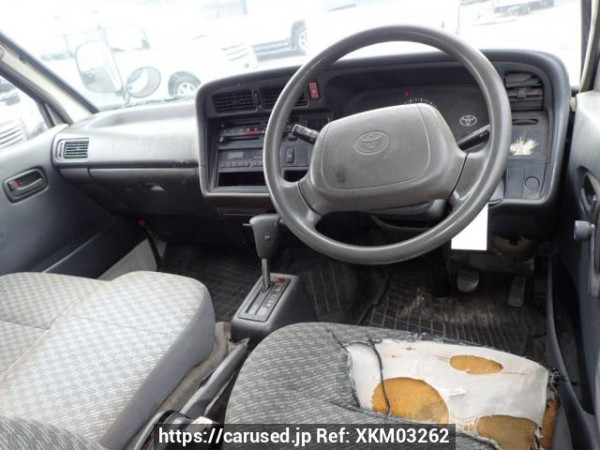 Used 2002 AT toyota hiace-van RZH112V Image[15]