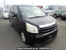 Toyota Noah ZRR70G