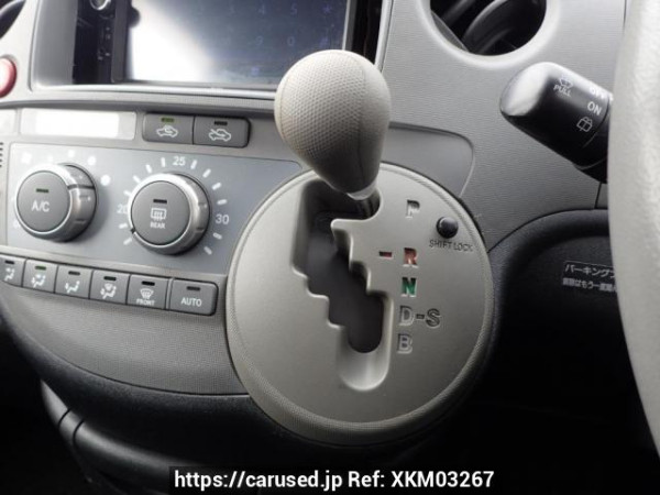 Used 2004 AT toyota sienta NCP81G Image[18]